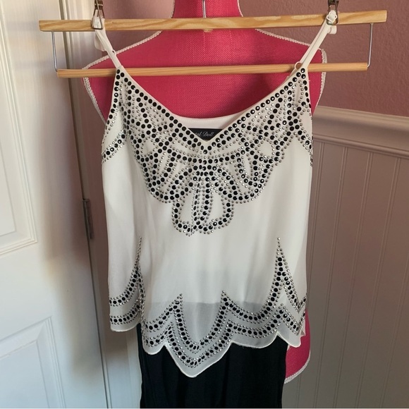 Dressy Romper with Beaded Chiffon Top and Shorts, 2.5” inseam, size S - Picture 2 of 9